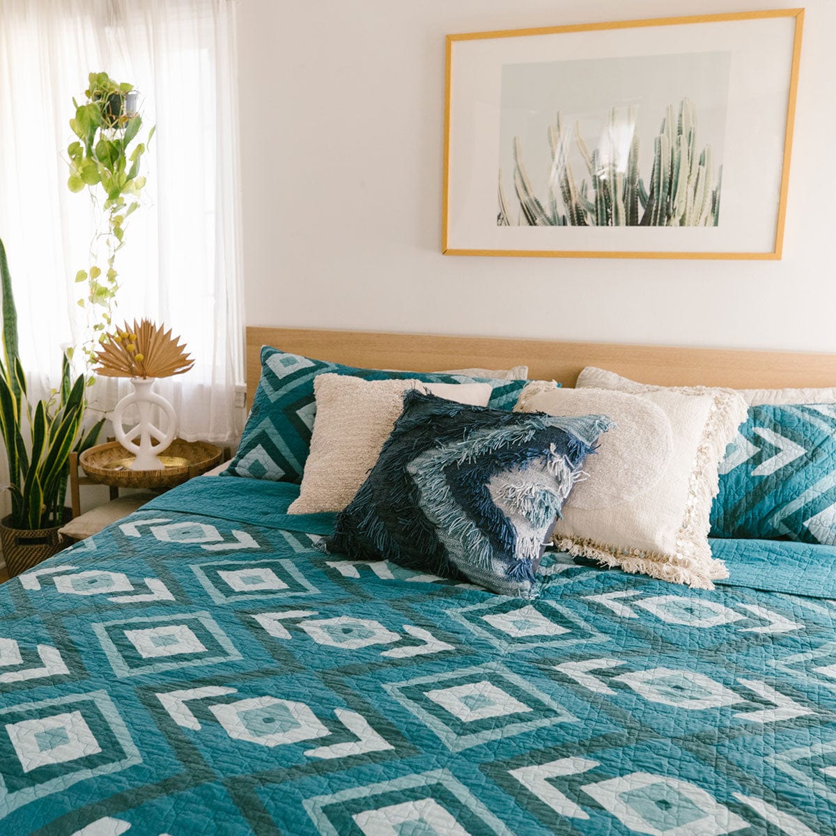 Midway Quilt Set by Jungalow® King Peking Bedding