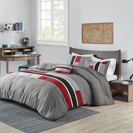 Pipeline Comforter Full / Queen Red