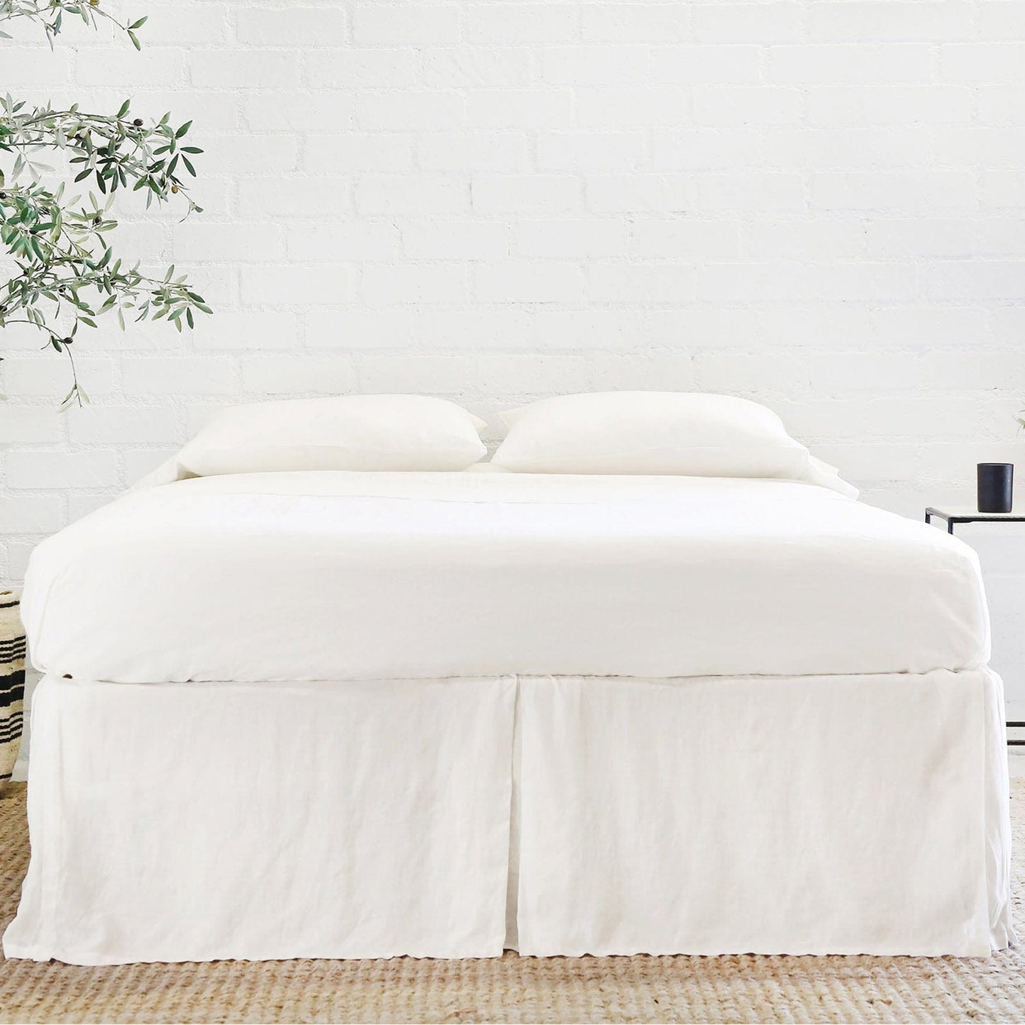 Pom Pom at Home Pleated Linen Bedskirt Bedding and Bath pom-pom-O-5100-C-02