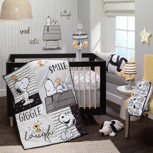 Lambs & Ivy Classic Snoopy Crib Bedding Set
