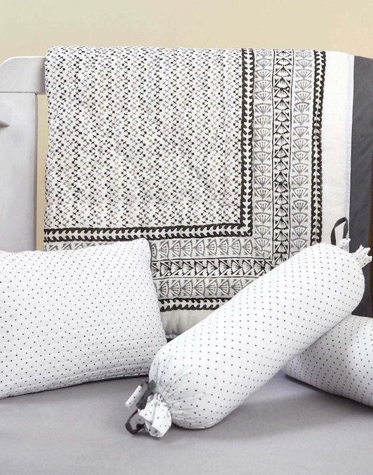 Malabar Baby 5 Pc Crib Quilt Set - Perfect Newborn Gift