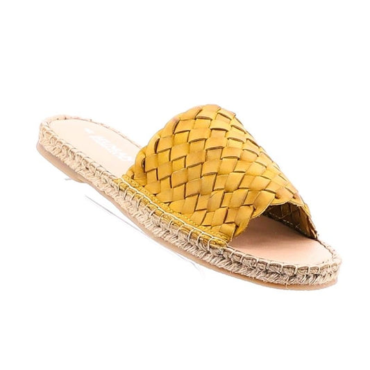 Human Premium Chrissy Slide