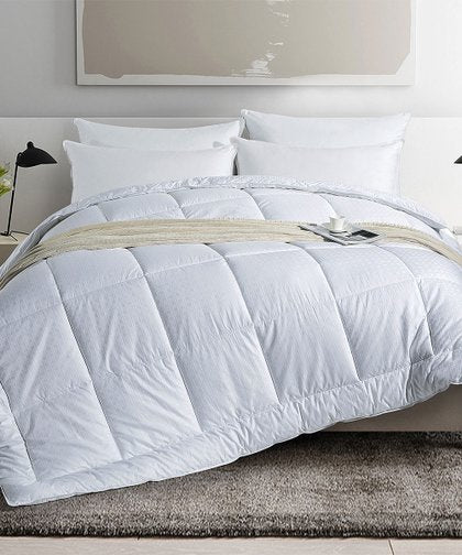 Puredown White Down-Alternative Comforter King/Cal King